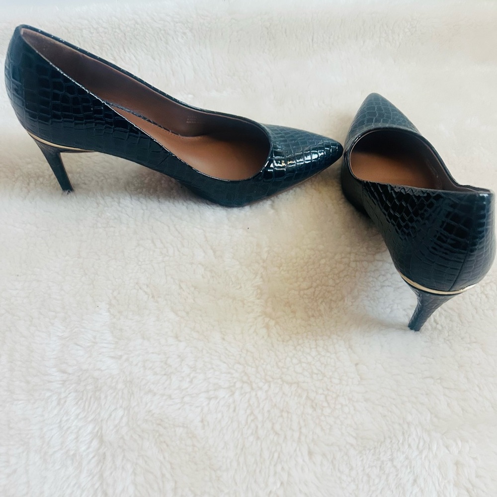 Navy Blue Croc Embossed Pumps Heels - Picture 8 of 15
